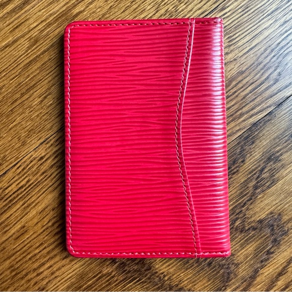 ⚡️Louis Vuitton Red Epi Pocket Organizer - Picture 2 of 13